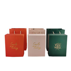 Juego <span class=keywords><strong>de</strong></span> cajas <span class=keywords><strong>de</strong></span> papel <span class=keywords><strong>de</strong></span> colores con logotipo personalizado, estuche rígido, tapa <span class=keywords><strong>de</strong></span> <span class=keywords><strong>embalaje</strong></span> <span class=keywords><strong>de</strong></span> cartón y caja <span class=keywords><strong>de</strong></span> regalo <span class=keywords><strong>de</strong></span> papel rígido - Product Image 1