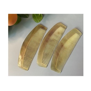 หวีฮอร์นแบบพรีเมียมอุปกรณ์แฮนด์เมดที่ทนทานและเป็นมิตรกับสิ่งแวดล้อมทำจากเขาขัดเงาเหมาะอย่างยิ่งสำหรับการดูแลหนวดเคราและขน - Product Image 2