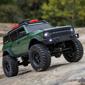 Coche Teledirigido Todoterreno 4WD <span class=keywords><strong>Ford</strong></span> <span class=keywords><strong>Bronco</strong></span> SCX24 a Escala 1/24, RTR, con Chasis de Acero en Forma de C, Motor de Alto Torque 050, Amortiguadores Coil-Over de 50m de Alcance y Luces LED - Product Image 6