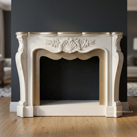 Cheminée de style français, cheminée peinte en blanc, cheminées en bois de style européen, fonctionnelles comme une table console, décoration d'intérieur