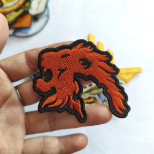 Parches Bordados de Chenilla con Colores Personalizados para Clubes, Diseños de Corazón y Alfabeto, Ecológicos, para Uso en Exteriores, para Gorras de Hombre/Mujer - Product Image 2