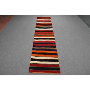 Alfombra Turca Vintage de 2.5x10.8 pies, Alfombra Roja Kilim con Diseño Floral - Product Image 1