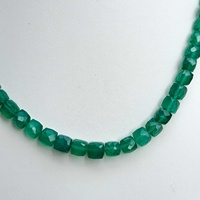 Collier de perles de pierres précieuses en onyx vert naturel AAA de 6 mm à 8 mm, facettes fantaisie, forme de cube, avec fermoir et chaîne en argent 925