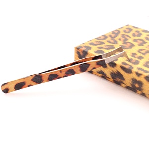 Excellente qualité prix de gros pince à épiler polyvalente adaptée pour enlever les cils pince à épiler en acier pur marque privée - Product Image 3