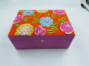 Organizador de Joyas de Tela de Algodón Rectangular Personalizado con Diseño Floral Grande, Bordado con Cuentas, Almacenamiento de Cosméticos, Anillos, Collares, Personalizado - Product Image 4