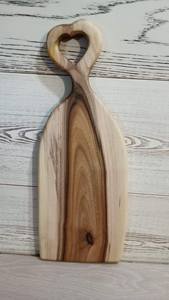 Planche à découper en bois artisanale de qualité supérieure avec poignée en forme de cœur Planche à découper en bois Convient pour la cuisine à domicile Restaurant Service et cadeau - Product Image 2