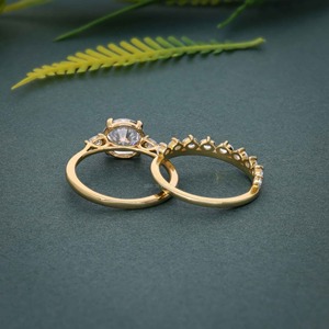 Conjunto de Anillo de Compromiso de Diamante Cultivado en Laboratorio con Certificación IGI, Estilo Antiguo, VVS, con Oro de 14k para Mujer a Bajo Precio - Product Image 2