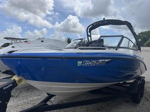 เรือสปอร์ตเจ็ททันสมัย ปี 2019 สำหรับการพักผ่อนผจญภัย ครอบครัว ประสิทธิภาพสูง ขนาด 21 ฟุต รับผลิตแบบ OEM ODM DIY สำหรับอุตสาหกรรมทางทะเล - Product Image 2