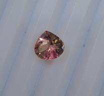 อัญมณีรูปหัวใจทัวร์มาลีน7x7x3มม. แบบหลวมคริสตัลบำบัดและเครื่องประดับทำมือ - Product Image 2