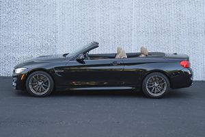 BMW M4 Cabriolet 2015 d'occasion en bon état, moteur 6 cylindres biturbo, pack Executive, toit rigide rétractable - Product Image 3