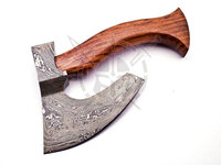 Handgefertigte Damaszener Stahl Doppelklingen-Tomahawk-Axt Eschenholzgriff Maßgefertigte Lederscheide 10 Zoll Lang Outdoor