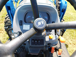 TRACTOR LS MT357 CON CARGADOR MÁS VENDIDO - Product Image 4