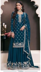 Attrayant à la mode Designer lourd Chinon femmes Kurta Sharara avec Dupatta ensemble vêtements de mariage tenue robe en gros à Surat - Product Image 4