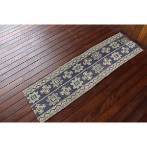 Alfombra Vintage de 1.4x5.3 pies, Alfombra Turca, Alfombra Azul con Diseño de Patchwork - Product Image 2