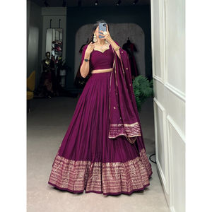 Venta al por mayor de FashionHarbour Pure Chanderi estilo Bollywood Lehenga Choli con Dupatta ropa de verano tradicional para fiestas - Product Image 1