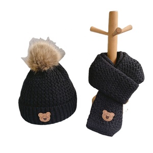 Conjunto de bufanda y gorro de invierno para niños, gorro de punto con pompón, gorro de lana grueso con lazo bonito de otoño, bufanda clásica para niños y niñas - Product Image 6