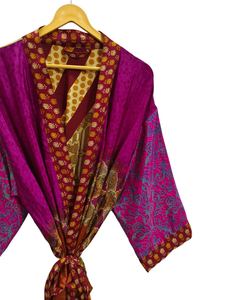 Robe de luxe en soie patchwork Kimono Robe Bikini Cover Up Night Wear Robe longue, Kimono sari indien vintage en soie recyclée fait à la main, - Product Image 3