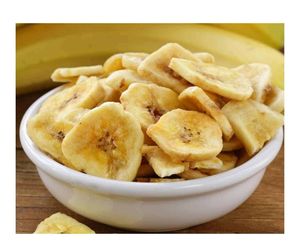 Chips de plátano secos fritos al vacío de Vietnam-Chips de plátano secos crujientes ligeros para compradores a granel y suministro de mercado de aperitivos - Product Image 3