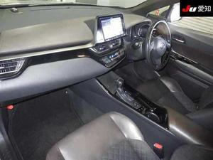 Horticlub, venta al por mayor, 2017 Toyotas-SUV híbrido de 1.8L, modelo de chasis de 1.8L | Modelo de chasis: ZYX10 | FWD | Bajo kilometraje-Listo para exportar - Product Image 5