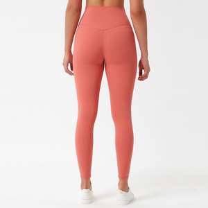 Nouveau 2023-24 Leggings de compression de gymnastique de marque personnalisée OEM Pantalon de yoga taille haute respirant Leggings de yoga personnalisables pour femmes - Product Image 2