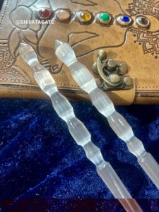 Vente en gros 100% Bâton de sélénite naturel Tour de cristal Chine Amour Énergie Baguette de guérison Cadeau spirituel à vendre - Product Image 6