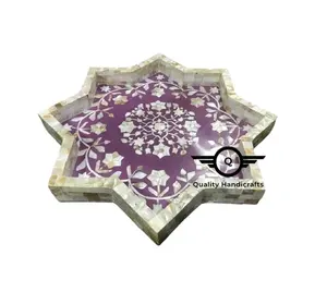 Venta al por mayor de calidad artesanías en forma de estrella bandejas florales para servir hueso de madera de madreperla para hoteles y restaurantes utensilios de cocina - Product Image 1