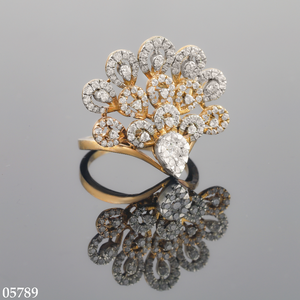 แหวนเพชรรูปดอกไม้ทองคำโรสโกลด์ 18K จาก D'VINS JEWELS เพชรทรงกลมเจียระไนแบบบริลเลียนท์ เพชรเพาะเลี้ยงในห้องปฏิบัติการ เครื่องประดับสำหรับผู้หญิงสำหรับงานหมั้นและงานแต่งงาน - Product Image 5