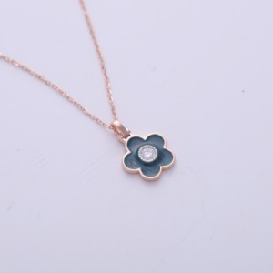 Colgante Floral de Diamante Cultivado en Laboratorio con Certificación IGI en Oro Rosa/Amarillo y Blanco de 14K con Engaste Halo, Elegante Colgante para Mujer - Product Image 4