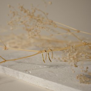 Pave Diamond Threader Pendientes 925 Pendientes de alambre de arco chapado en oro plateado para mujeres y niñas en fiesta de boda, Hldi , Mehendi - Product Image 3