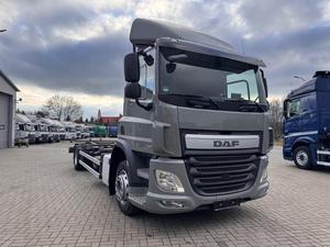 D-AF CF 400 BDF Camion Trattore Capacità di Carico 11-20T Trazione 4X2 Diesel Euro 6 Trasmissione Automatica 8 Velocità per Trasporto Logistico - Product Image 2