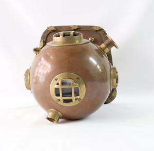 Casque de plongée sous-marine avec base en bois noir-Collection de décoration unique pour la maison Casque de plongée sous-marine antique de qualité supérieure - Product Image 1