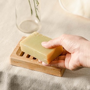 Boîte à savon en bois d'acacia, boîte à savon antique, idéale pour les amoureux des produits naturels, boîte à savon en bambou de qualité supérieure, Inde - Product Image 6