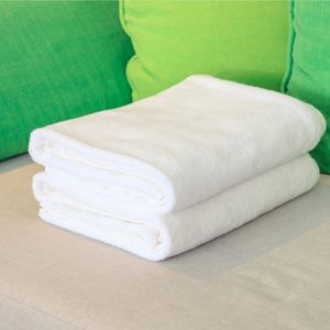 Serviette de bain d'hôtel de fabrication professionnelle Serviette d'hôtel de qualité supérieure avec logo personnalisé au prix le moins cher en gros en Inde - Product Image 1