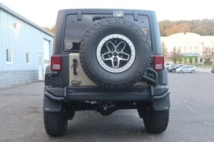 Jeep Wrangler Unlimited Rubicon 4x4 TitanStrengthExtremePerformanceEdition d'occasion 2017 à vendre - Product Image 4