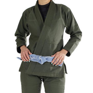 Traje de Karate para Hombre Diseñado para Entrenamiento de Artes Marciales, Prácticas de Dojo, Clases y Desarrollo de Habilidades - Product Image 1