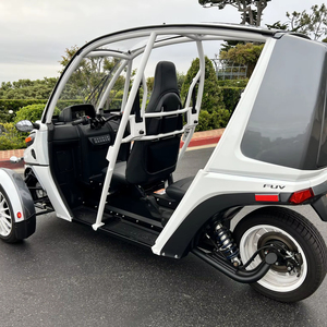 Véhicule électrique Arcimoto FUV 2WD 2021, autonomie de 30 à 50 km, boîte de vitesses manuelle, blocage de différentiel, très bien équipé - Product Image 1