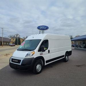 ¡Oferta Imperdible! Super limpio, 2021 R-A-M ProMaster 3.6L V6 Power FWD Automático de 6 velocidades, blanco con acabado transparente, furgoneta de carga de lujo - Product Image 1