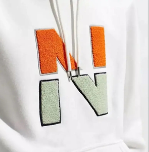 Sudaderas con capucha de chenilla bordadas más vendidas 6XL polar logotipo personalizado precio al por mayor parche de chenilla bordado otoño - Product Image 6