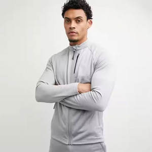 2025 nouveauté hommes qualité supérieure brodé sweat haut respirant Logo personnalisé à la mode solide motif hivers à capuche - Product Image 4