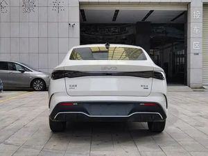 รถยนต์ DM-i 1.5L 80KM PHEV ซีดาน ปี 2025 ระยะทางวิ่ง NEDC 601-700 กม. พลังงานแบตเตอรี่ 30-50 กิโลวัตต์ชั่วโมง กำลังมอเตอร์ 150-200 กิโลวัตต์ พร้อมจัดส่ง - Product Image 5