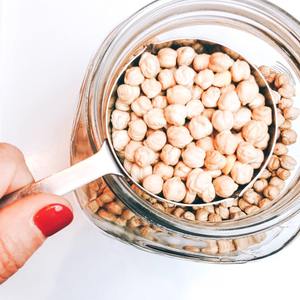 Fourniture en gros de pois chiches naturels en vrac de qualité supérieure de pois chiches secs purs pour l'industrie alimentaire au meilleur prix - Product Image 5