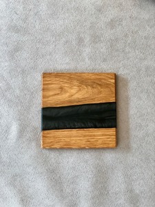 Posavasos elegantes de resina epoxi: belleza de incrustaciones de madera para su hogar "Posavasos elegantes de resina y madera: perfectos para cada ocasión" - Product Image 4