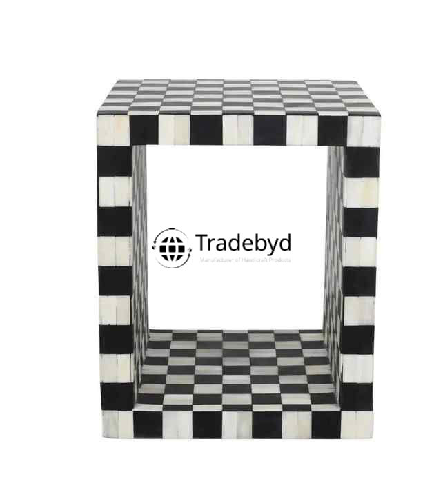 Available in different Colors