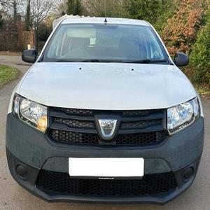 DACIA SANDERO 1.2 ACCESS 2015 USADO, Volante a la Izquierda/Derecha - Product Image 1