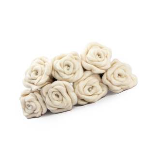 Rosas hechas a mano de lana de fieltro blanco respetuosas con el medio ambiente, duraderas, ligeras, flores decorativas, de Gracias Acción, boda, Navidad, decoración del hogar - Product Image 3