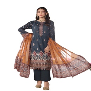 Collection d'été Costumes de pelouse 3 pièces de haute qualité avec broderie pour femmes par Dr Haris Volume Pehnawni Conçu au Pakistan - Product Image 1