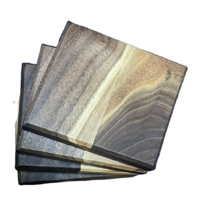 Posavasos de madera maciza de alta calidad, Forma cuadrada, diseño atractivo, taza para el hogar, posavasos de madera cuadrada para uso en la mesa al precio más bajo - Product Image 1