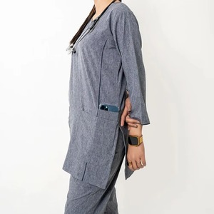 Uniforme de enfermería con nombre personalizado de alta calidad/uniforme médico con cuello en V conjunto de traje de quirófano/conjunto de uniforme elástico de Hospital para mujer - Product Image 5