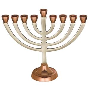 Classique religieux 7 branches Menorah métal laiton Temple candélabre bougeoir pour la décoration intérieure et l'utilisation cérémonielle - Product Image 3