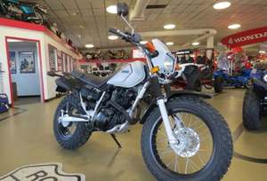 Motocicleta Y-a-m-a-h-a TW200S1 en Venta, Motocicletas Todoterreno - Product Image 2